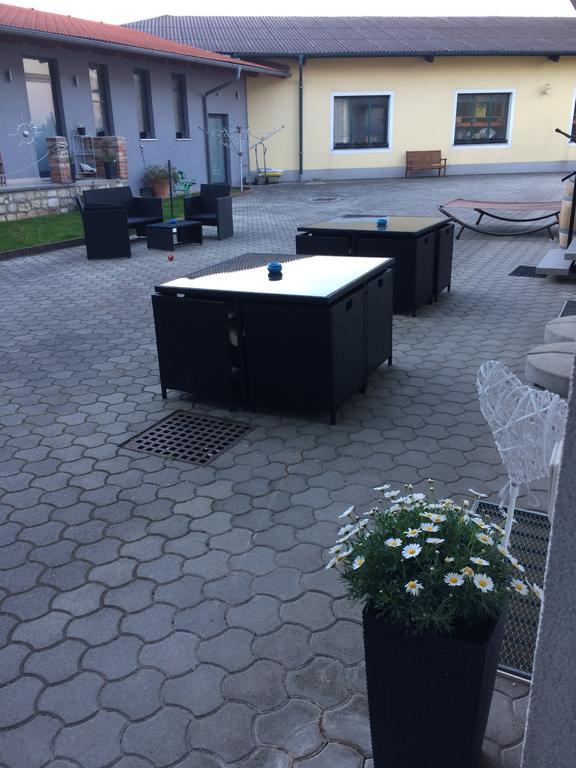 Gaestehaus Auer Fritzi Jois Exteriör bild
